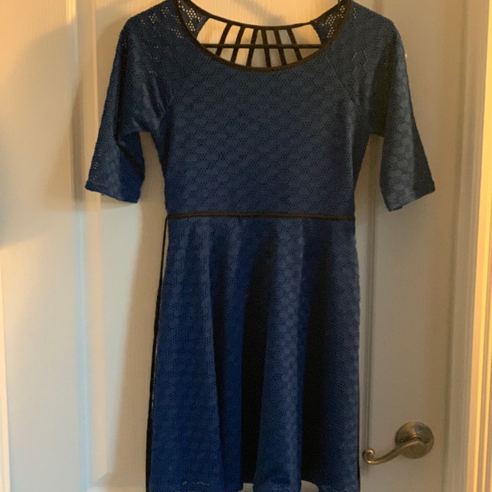 Beautiful Speechless brand kids dress size 12!
